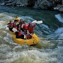 Rafting en rápidos